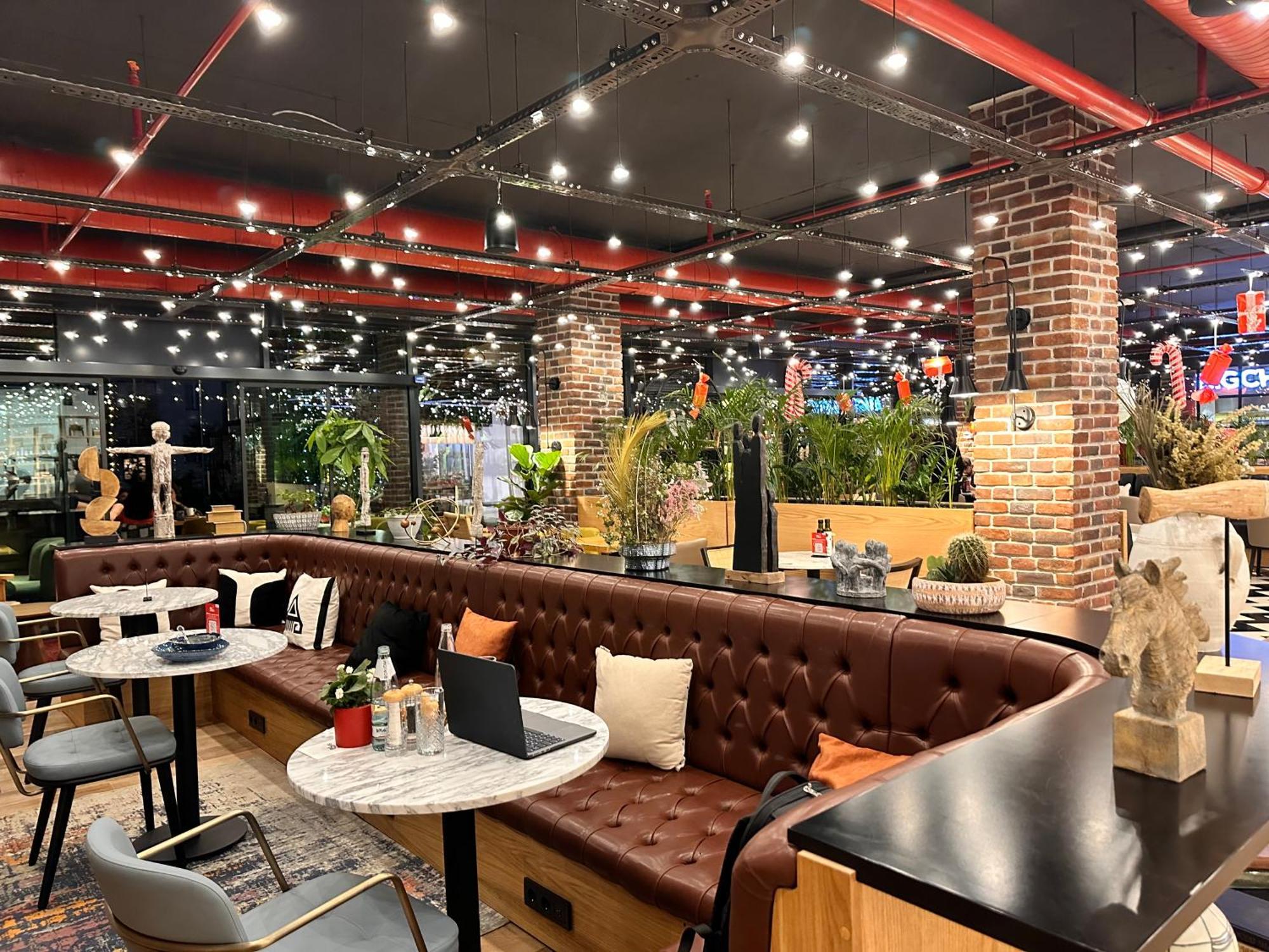 Orbi City Batumi Star Aparthotel Bagian luar foto