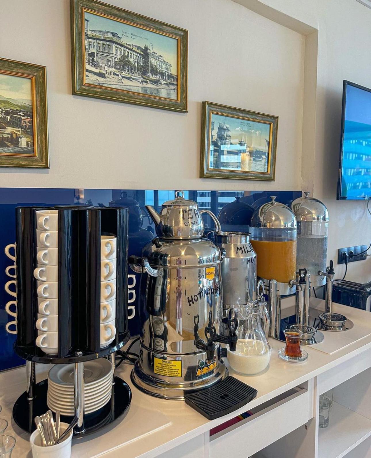 Orbi City Batumi Star Aparthotel Bagian luar foto