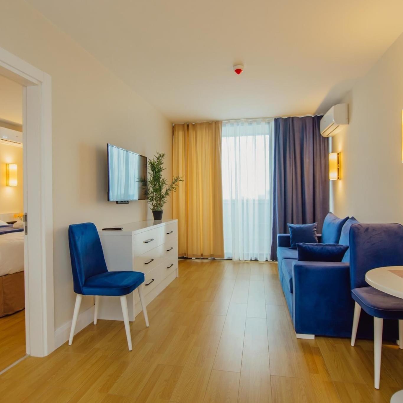 Orbi City Batumi Star Aparthotel Bagian luar foto