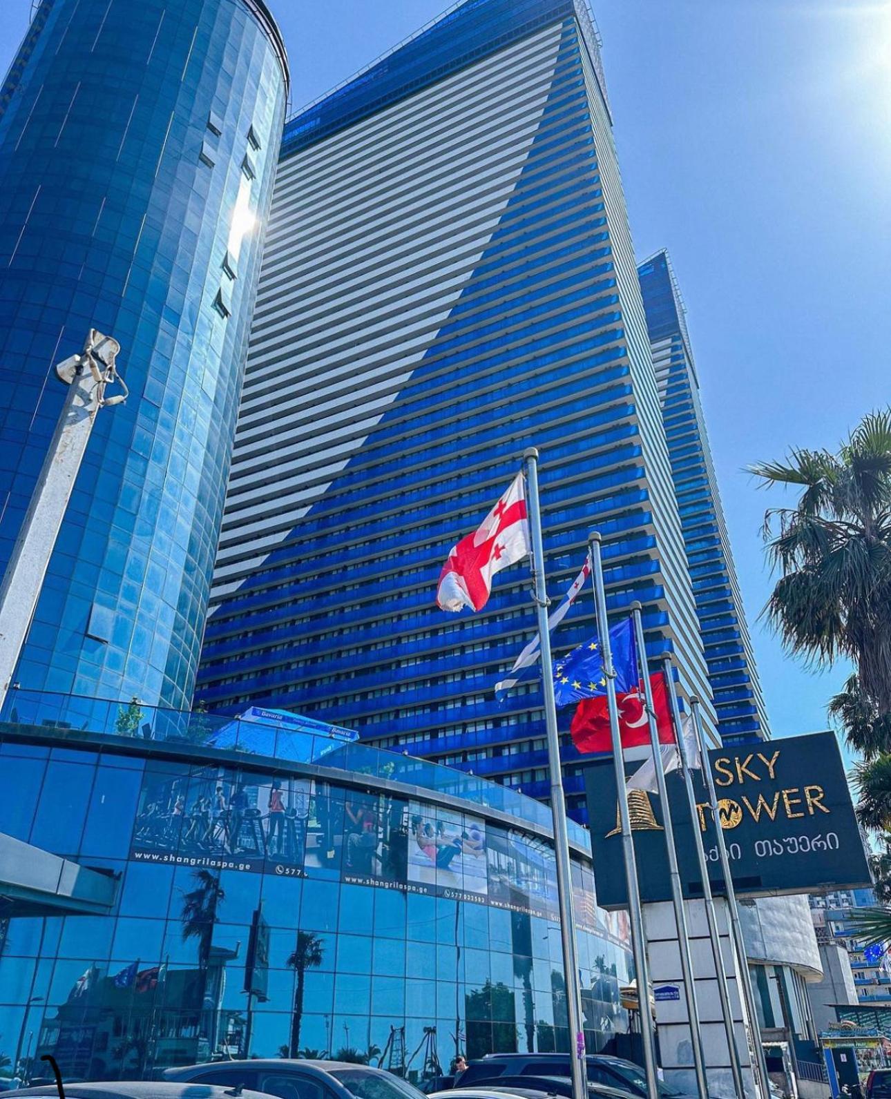 Orbi City Batumi Star Aparthotel Bagian luar foto